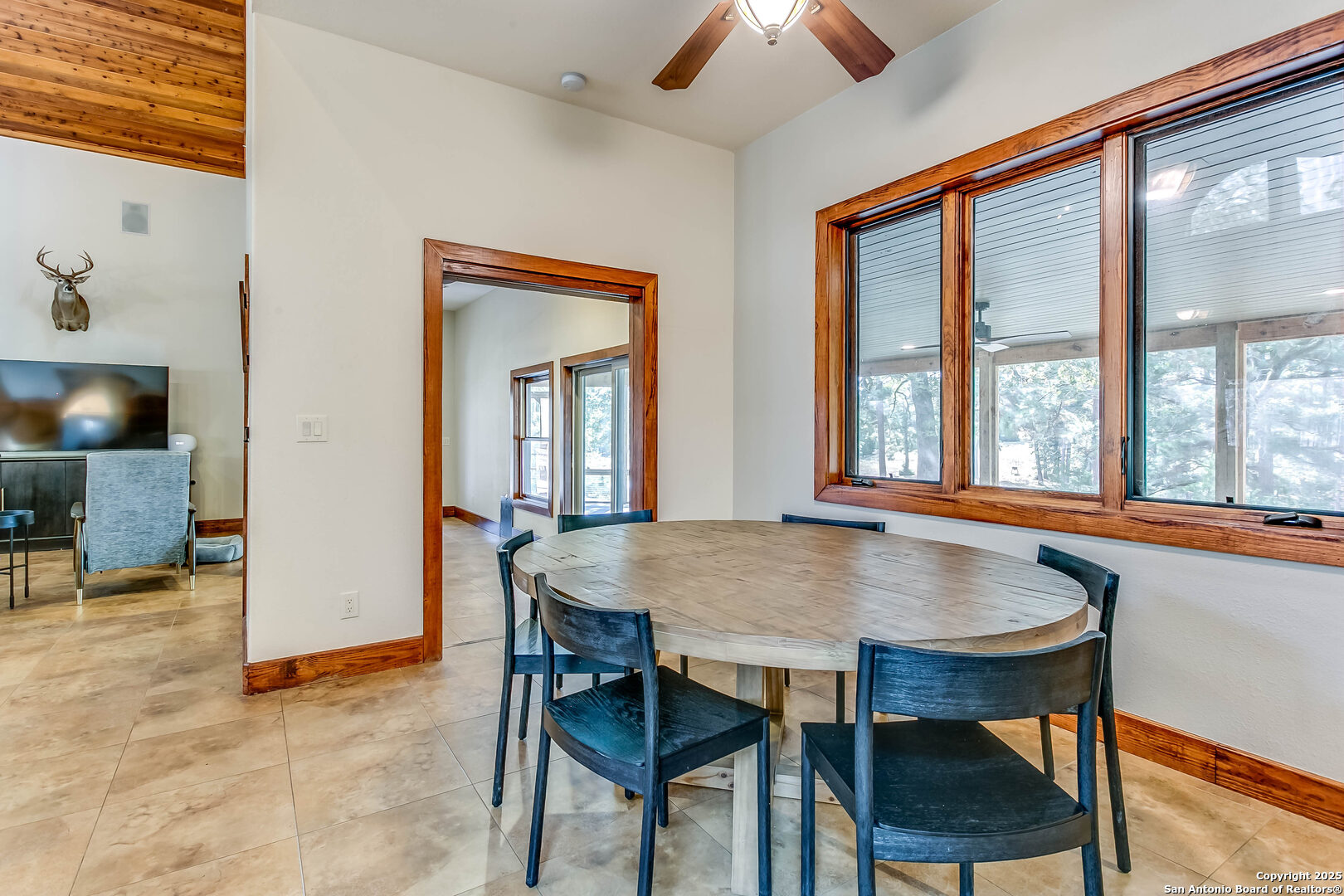 408 Copeland Hill Smithville TX 78957