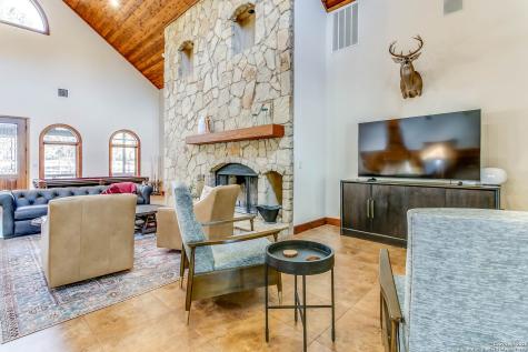 408 Copeland Hill Smithville TX 78957
