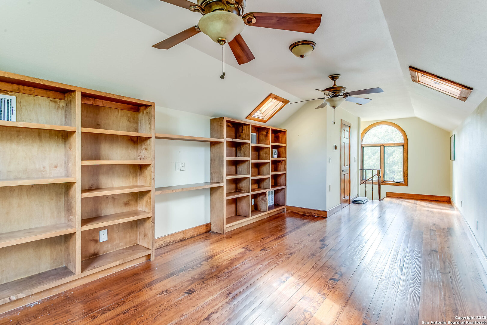 408 Copeland Hill Smithville TX 78957