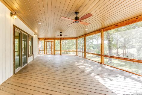 408 Copeland Hill Smithville TX 78957