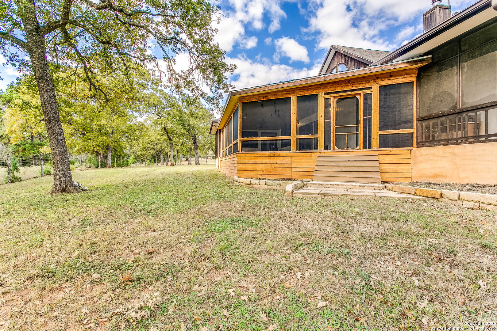 408 Copeland Hill Smithville TX 78957