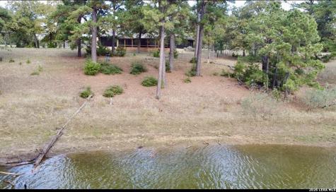 408 Copeland Hill Smithville TX 78957