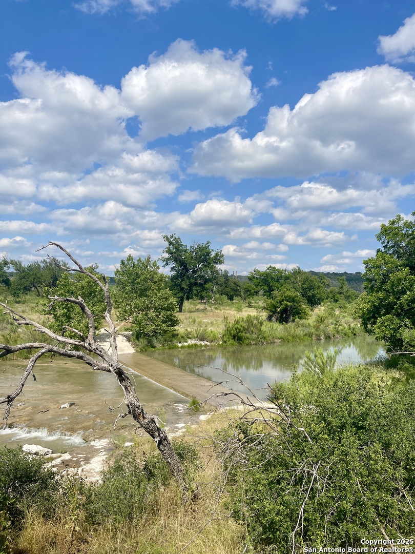 410 Craig Junction TX 76849