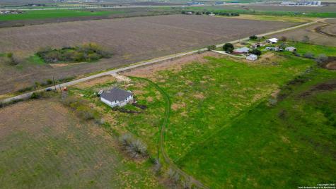 Lot 3 Partnership Road Seguin TX 78155