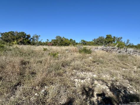 Lot 31 W Cr 2801 Mico TX 78056
