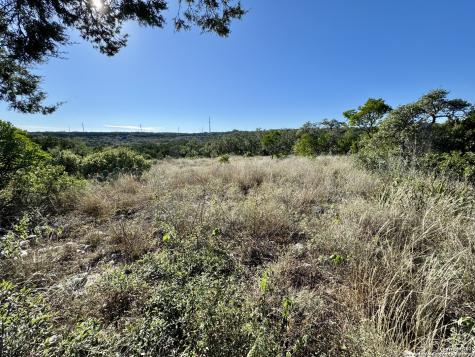 Lot 31 W Cr 2801 Mico TX 78056