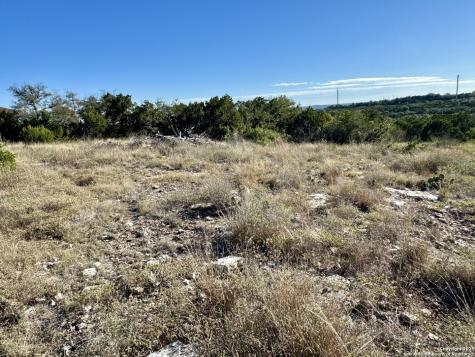 Lot 31 W Cr 2801 Mico TX 78056