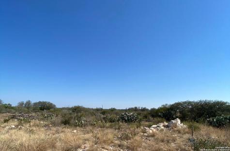 73 Friendship Hills Circle Uvalde TX 78801