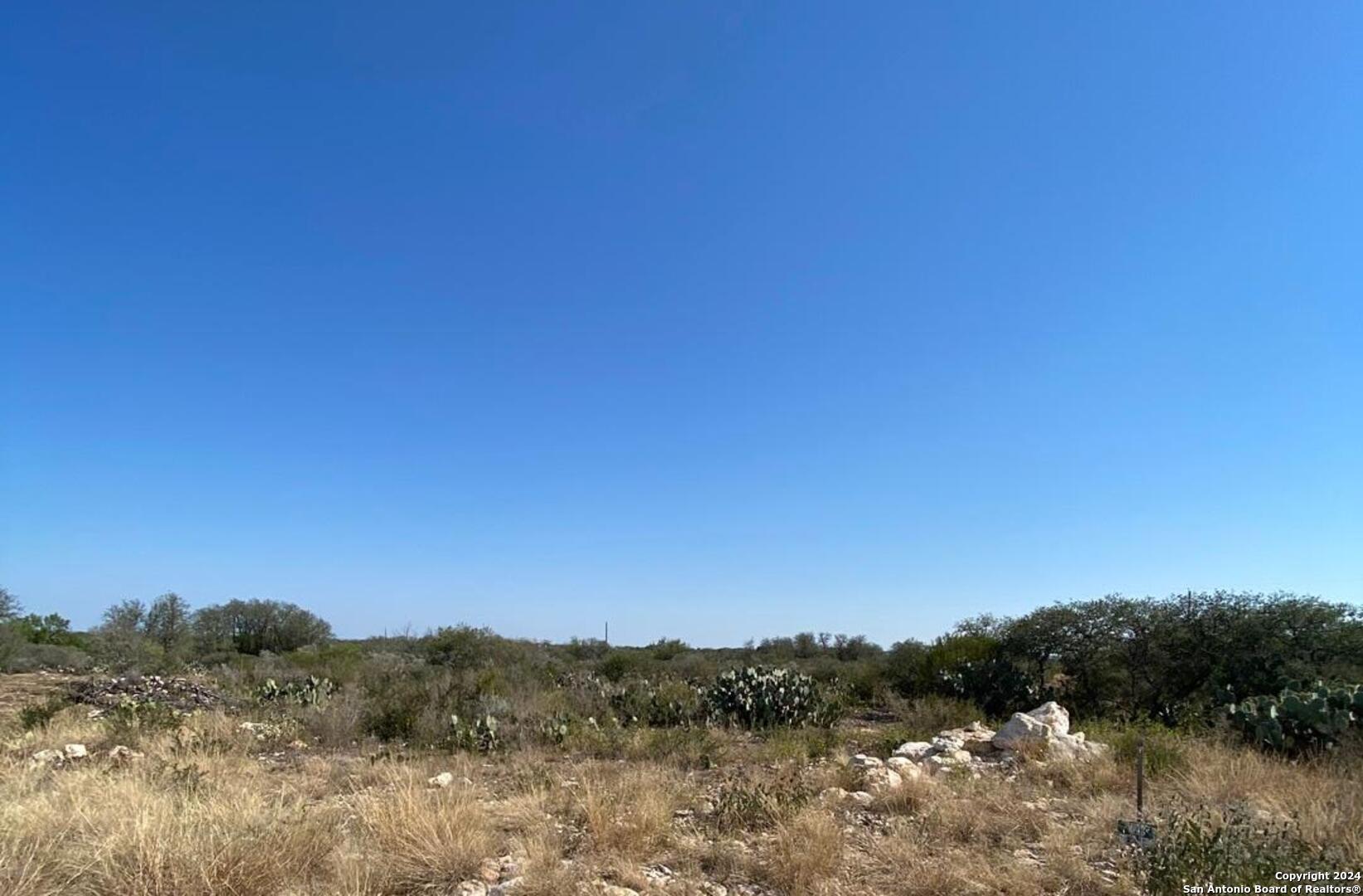 73 Friendship Hills Circle Uvalde TX 78801