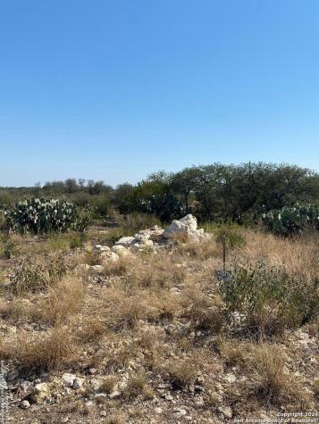 73 Friendship Hills Circle Uvalde TX 78801