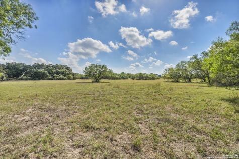 12153 E Us Highway 87 W La Vernia TX 78121