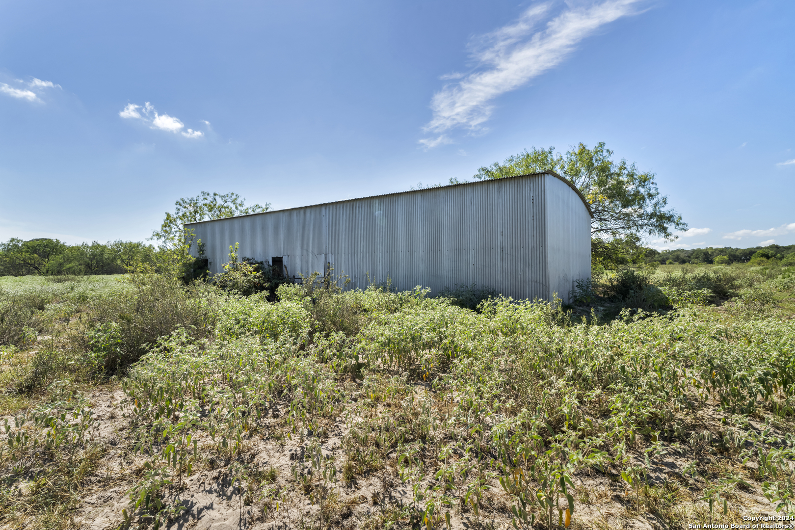 12153 E Us Hwy 87 W La Vernia TX 78121