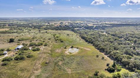 12153 E Us Highway 87 W La Vernia TX 78121