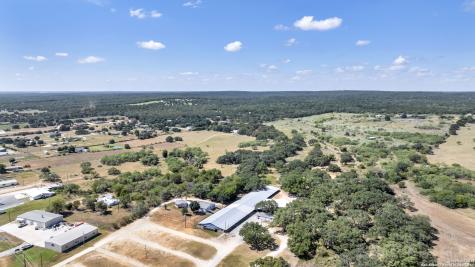 12153 E Us Highway 87 W La Vernia TX 78121