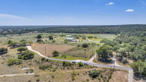 12153 E Us Highway 87 W La Vernia TX 78121
