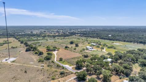 12153 E Us Highway 87 W La Vernia TX 78121