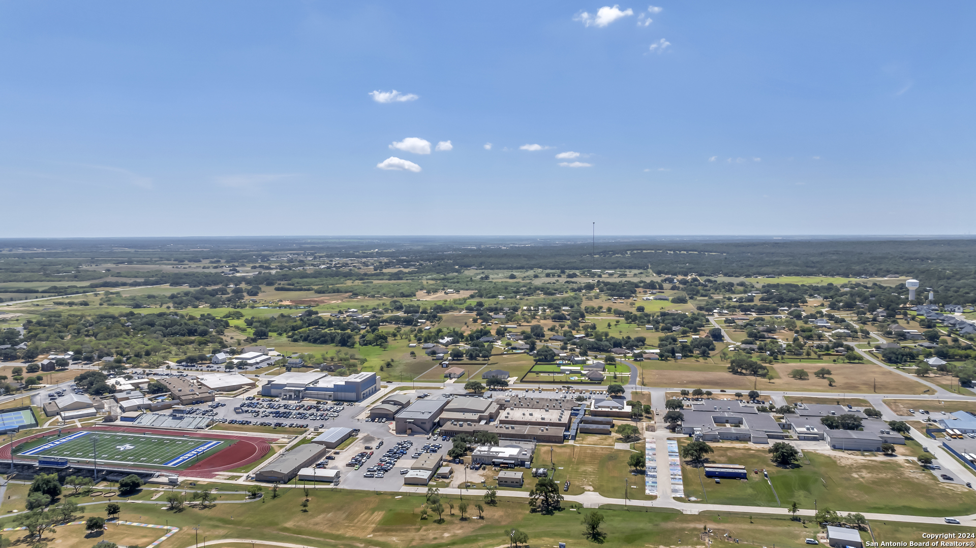 12153 E Us Hwy 87 W La Vernia TX 78121