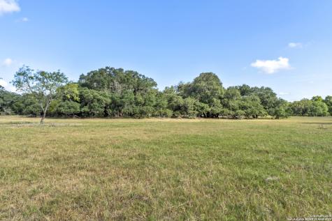 12153 E Us Highway 87 W La Vernia TX 78121