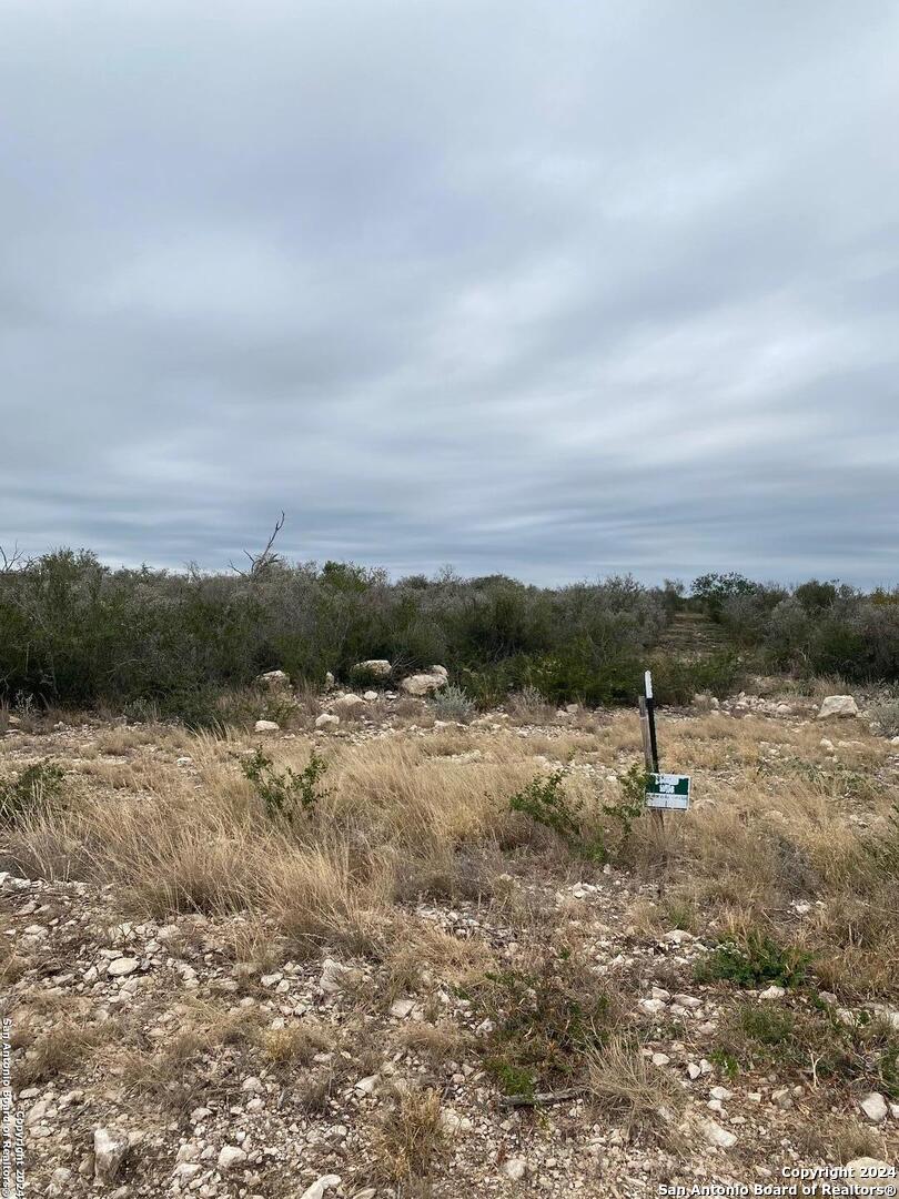 92 Palomino Hills Circle Uvalde TX 78801