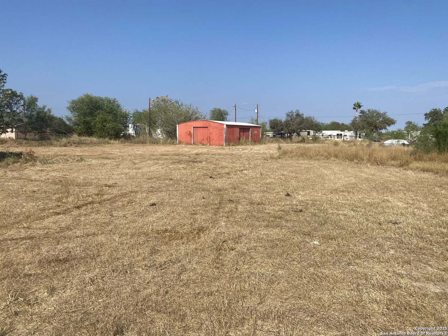 15650 Interstate Highway 35 Dilley TX 78017