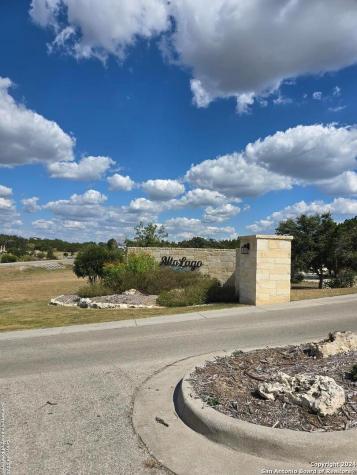 2142 Alto Lago Canyon Lake TX 78133