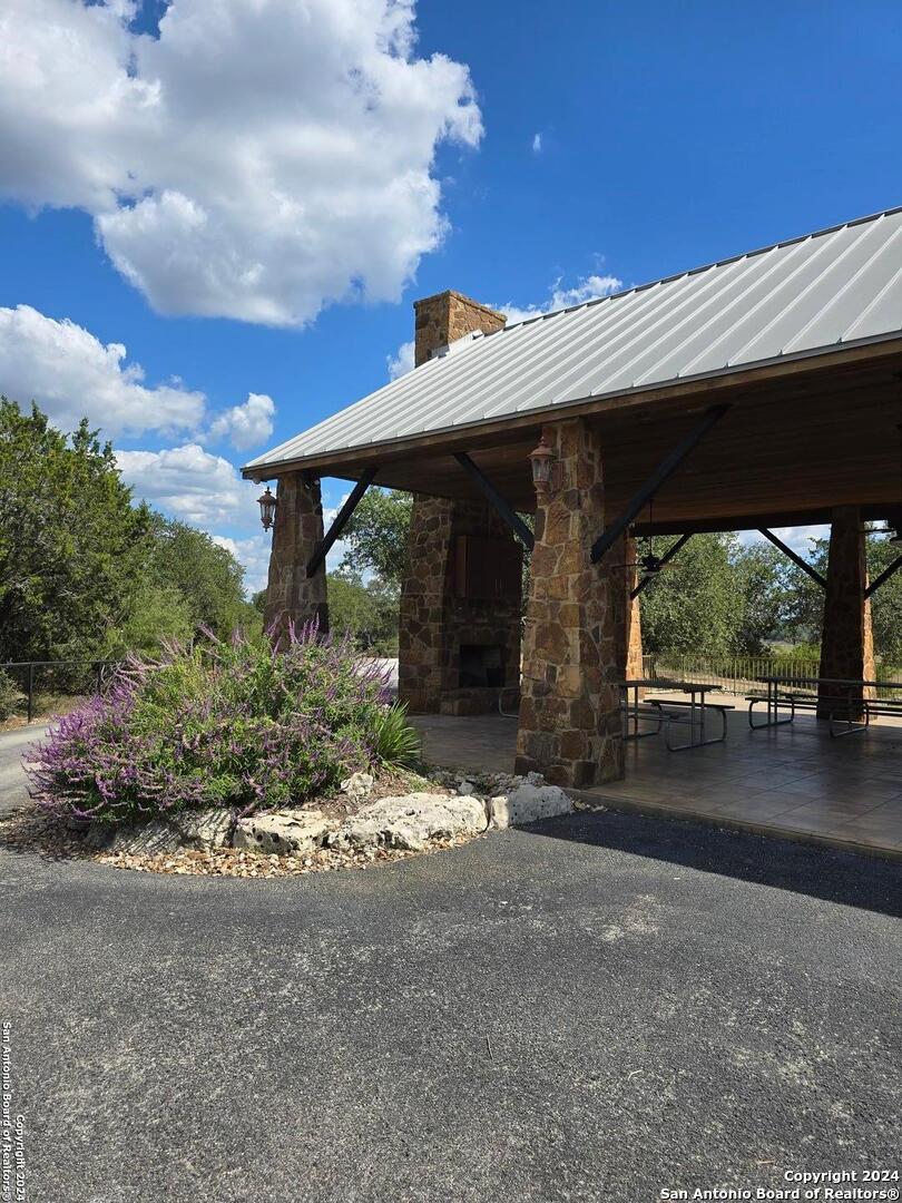 2142 Alto Lago Canyon Lake TX 78133