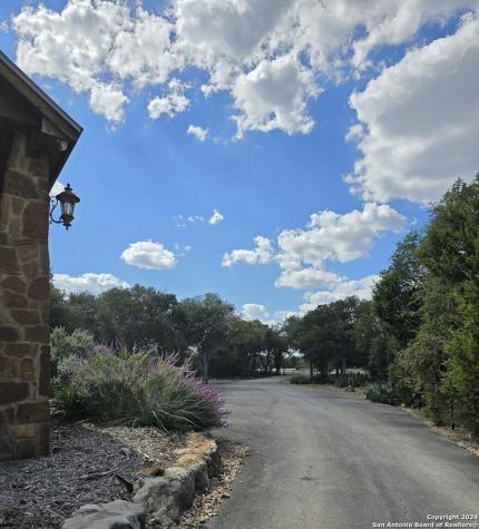 2142 Alto Lago Canyon Lake TX 78133