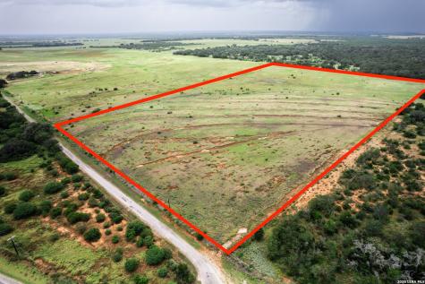 56.9 Acres County Road 136 Floresville TX 78114