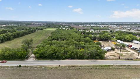 12145 Fischer Road Von Ormy TX 78073