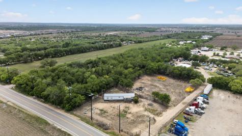 12145 Fischer Road Von Ormy TX 78073
