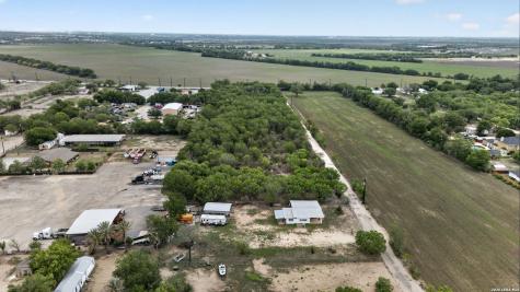 12145 Fischer Road Von Ormy TX 78073