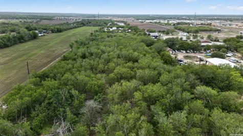 12145 Fischer Road Von Ormy TX 78073