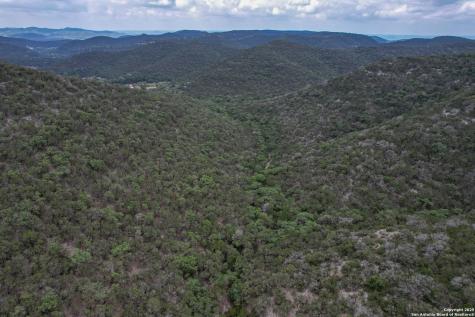 824 S Pinon Loop Camp Wood TX 78833