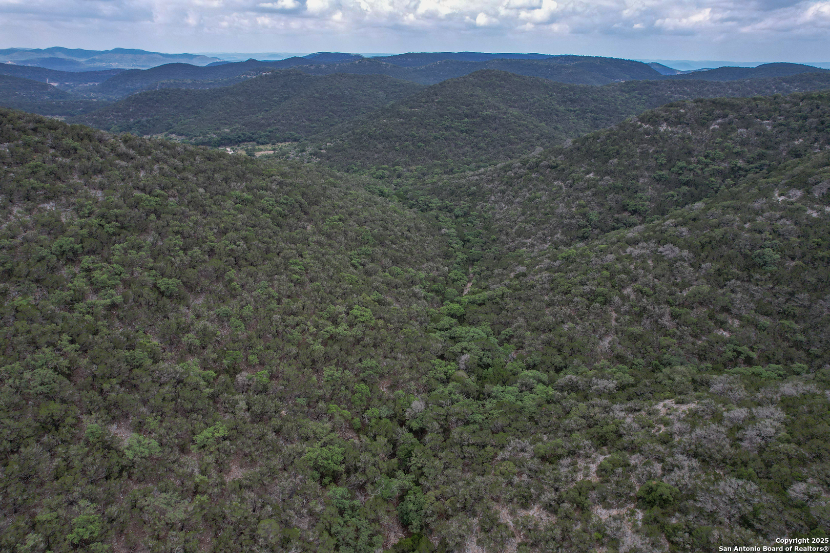 824 S Pinon Loop Camp Wood TX 78833