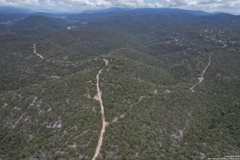824 S Pinon Loop Camp Wood TX 78833