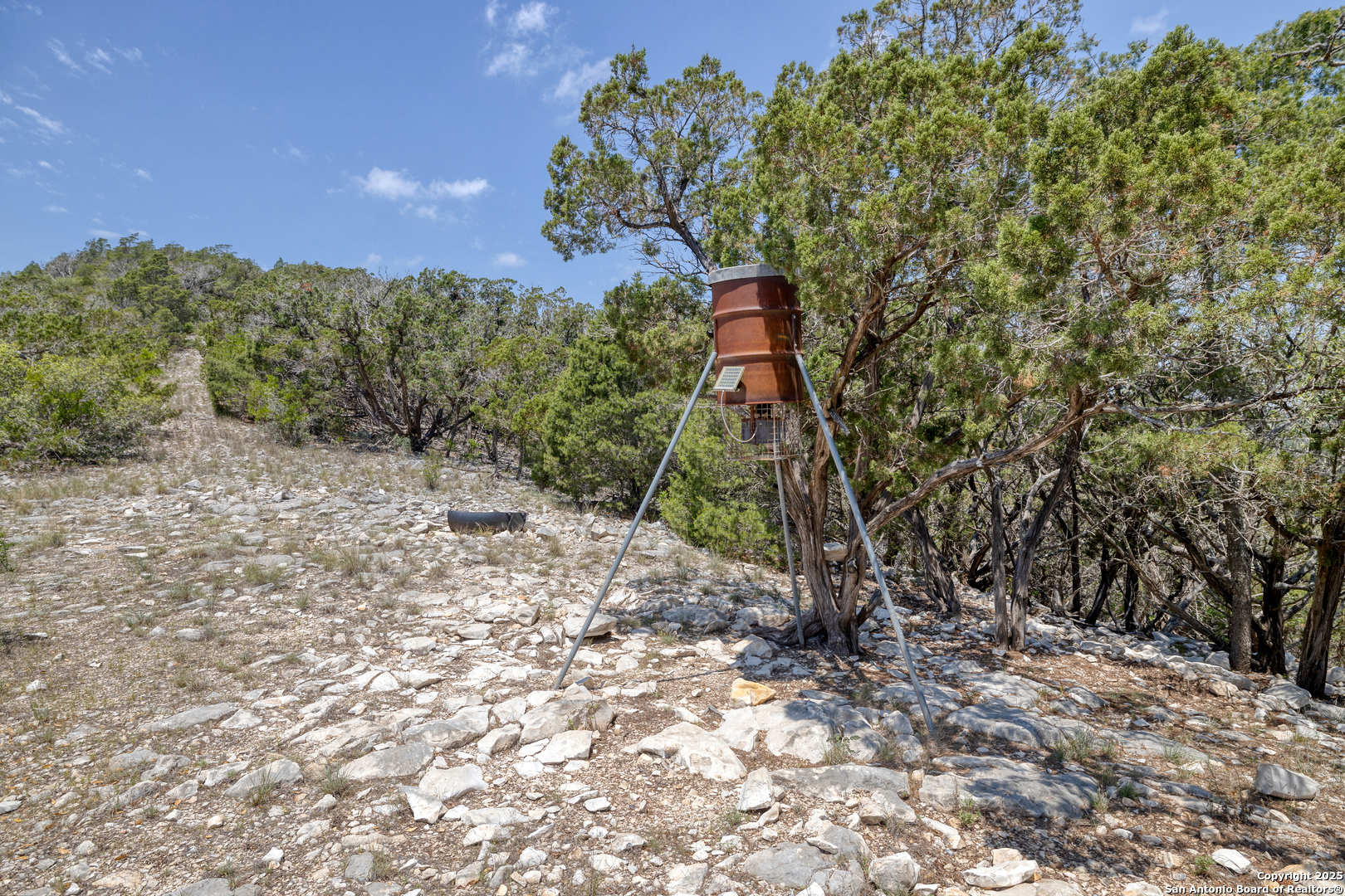 824 S Pinon Loop Camp Wood TX 78833
