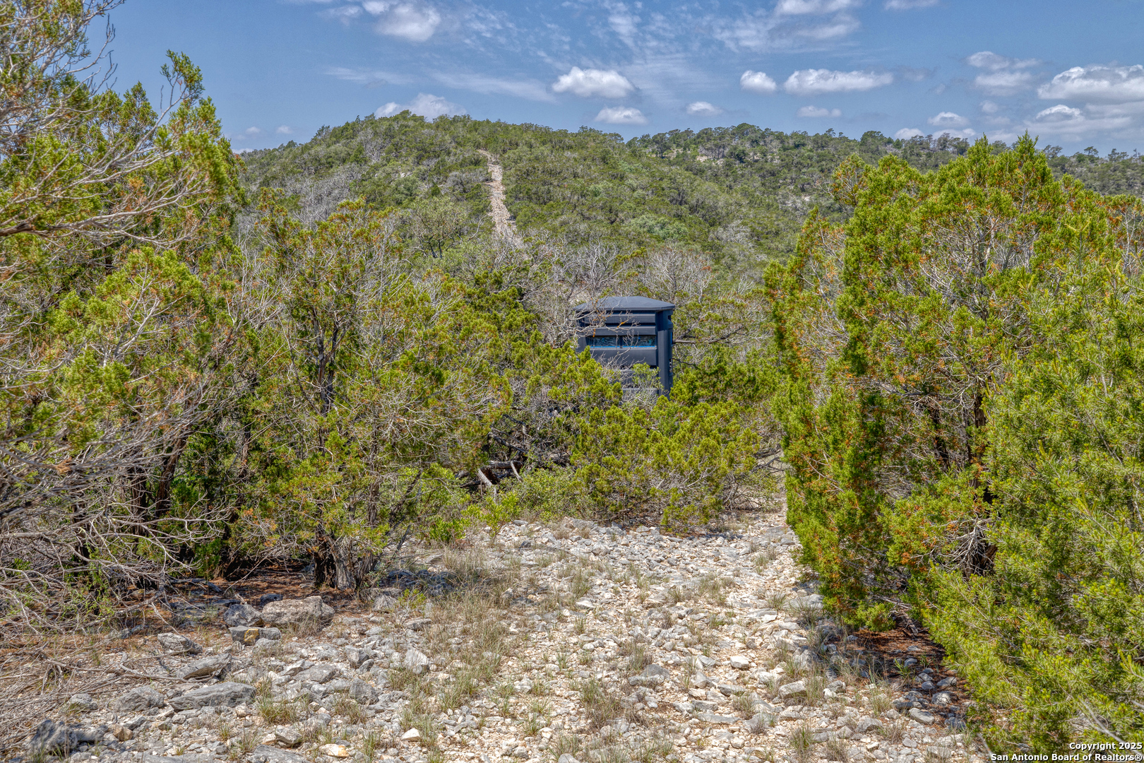 824 S Pinon Loop Camp Wood TX 78833