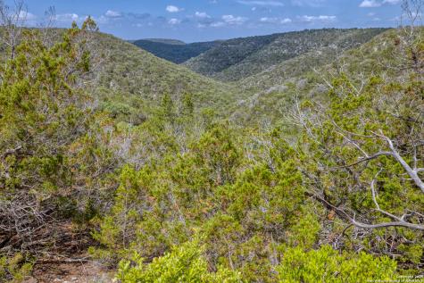 824 S Pinon Loop Camp Wood TX 78833