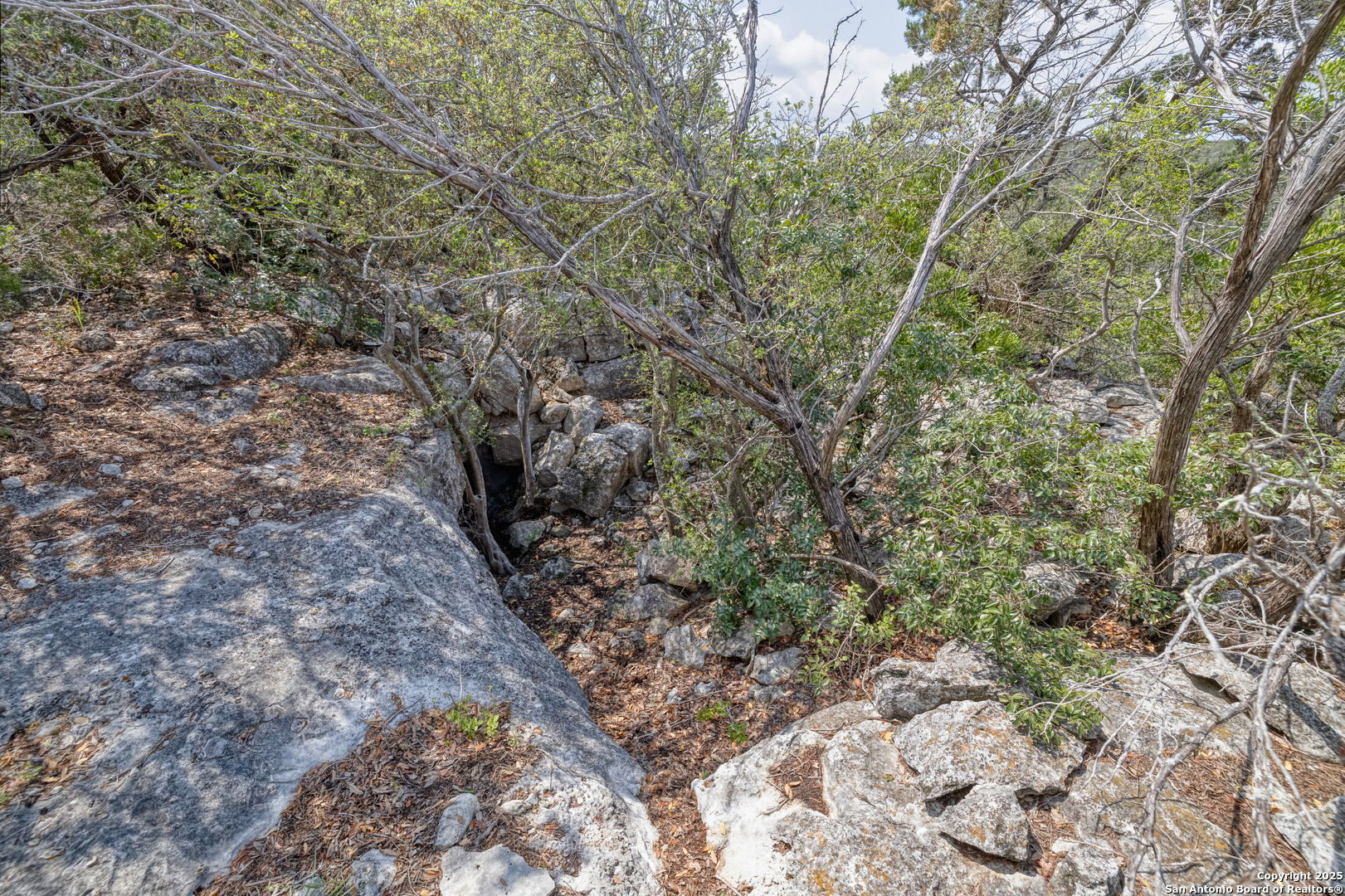 824 S Pinon Loop Camp Wood TX 78833