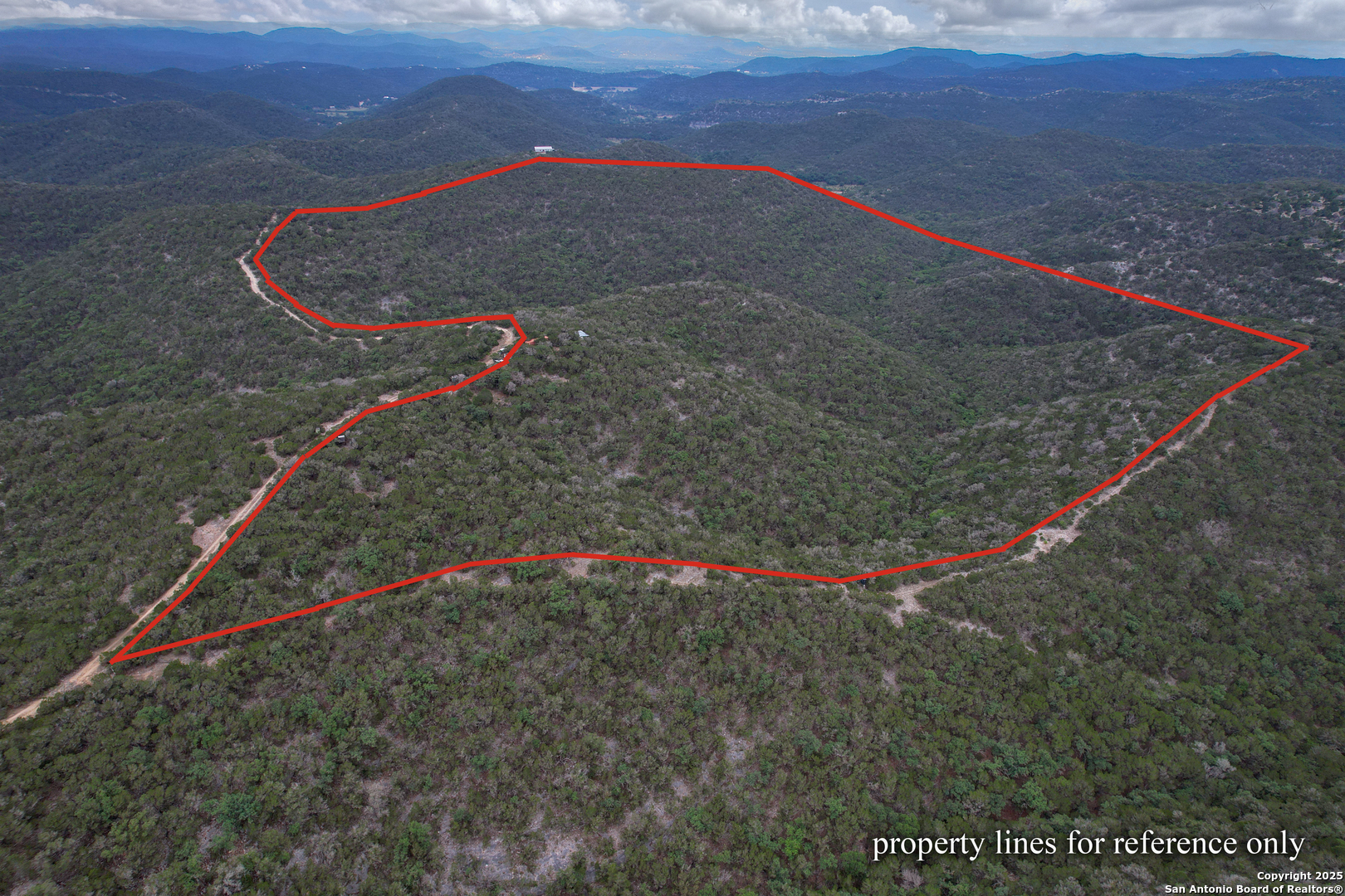824 S Pinon Loop Camp Wood TX 78833