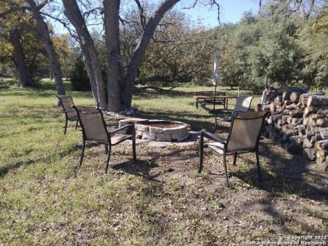 2682 Highway 336 Leakey TX 78873