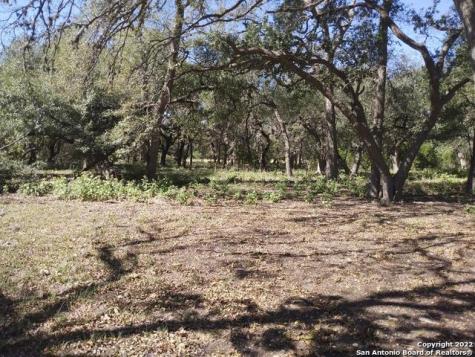 2682 Highway 336 Leakey TX 78873