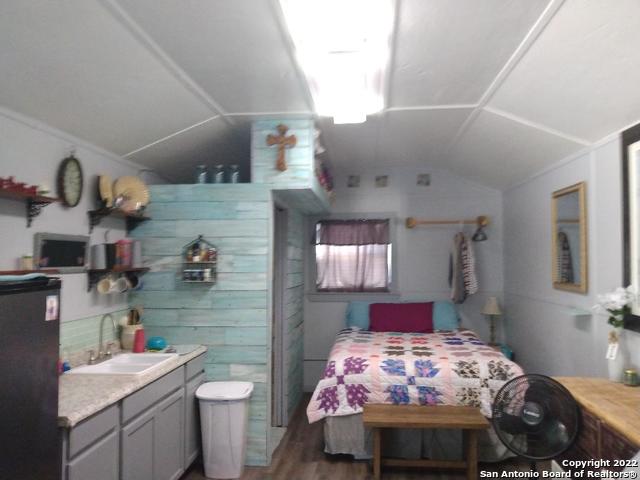 2682 Highway 336 Leakey TX 78873