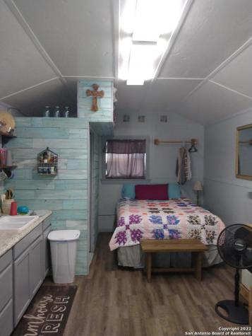 2682 Highway 336 Leakey TX 78873