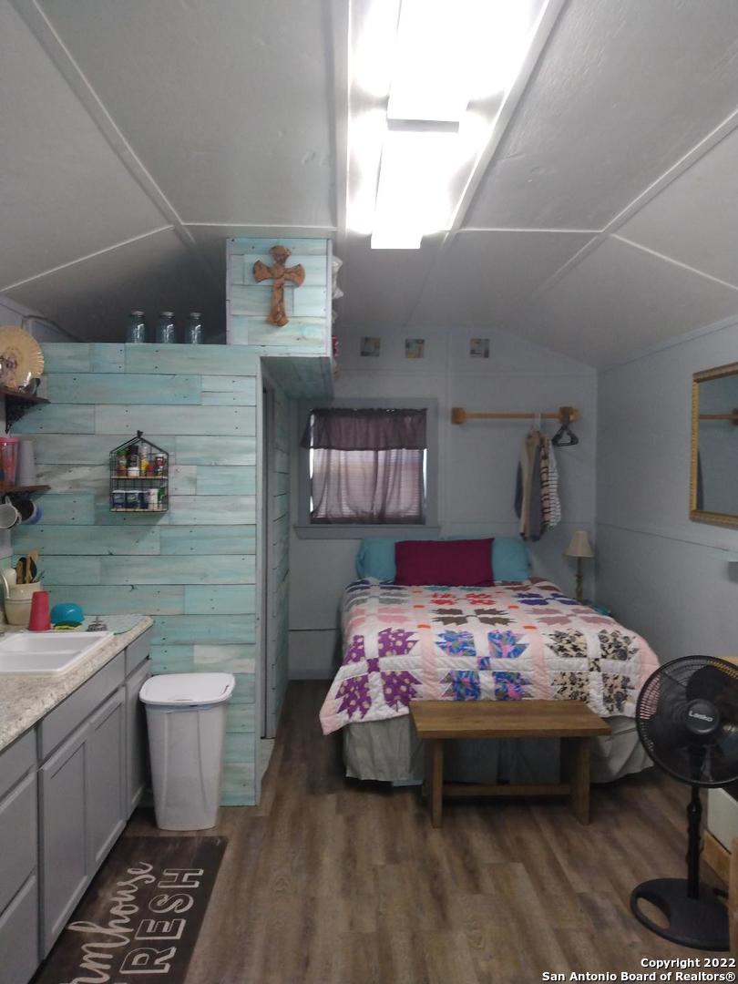 2682 Highway 336 Leakey TX 78873