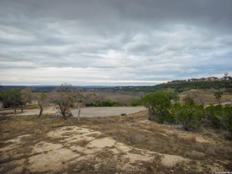 906 Blueridge Canyon Lake TX 78133