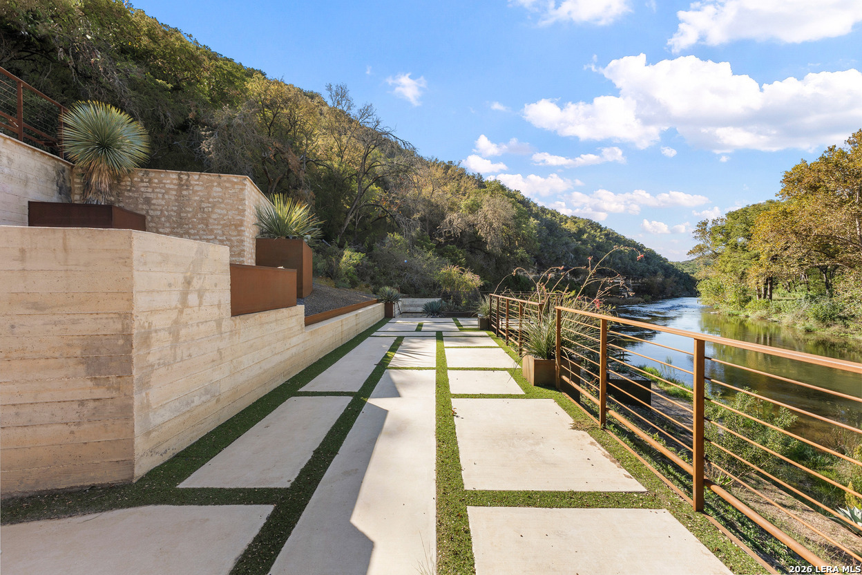 304 Riverfront Drive New Braunfels TX 78132