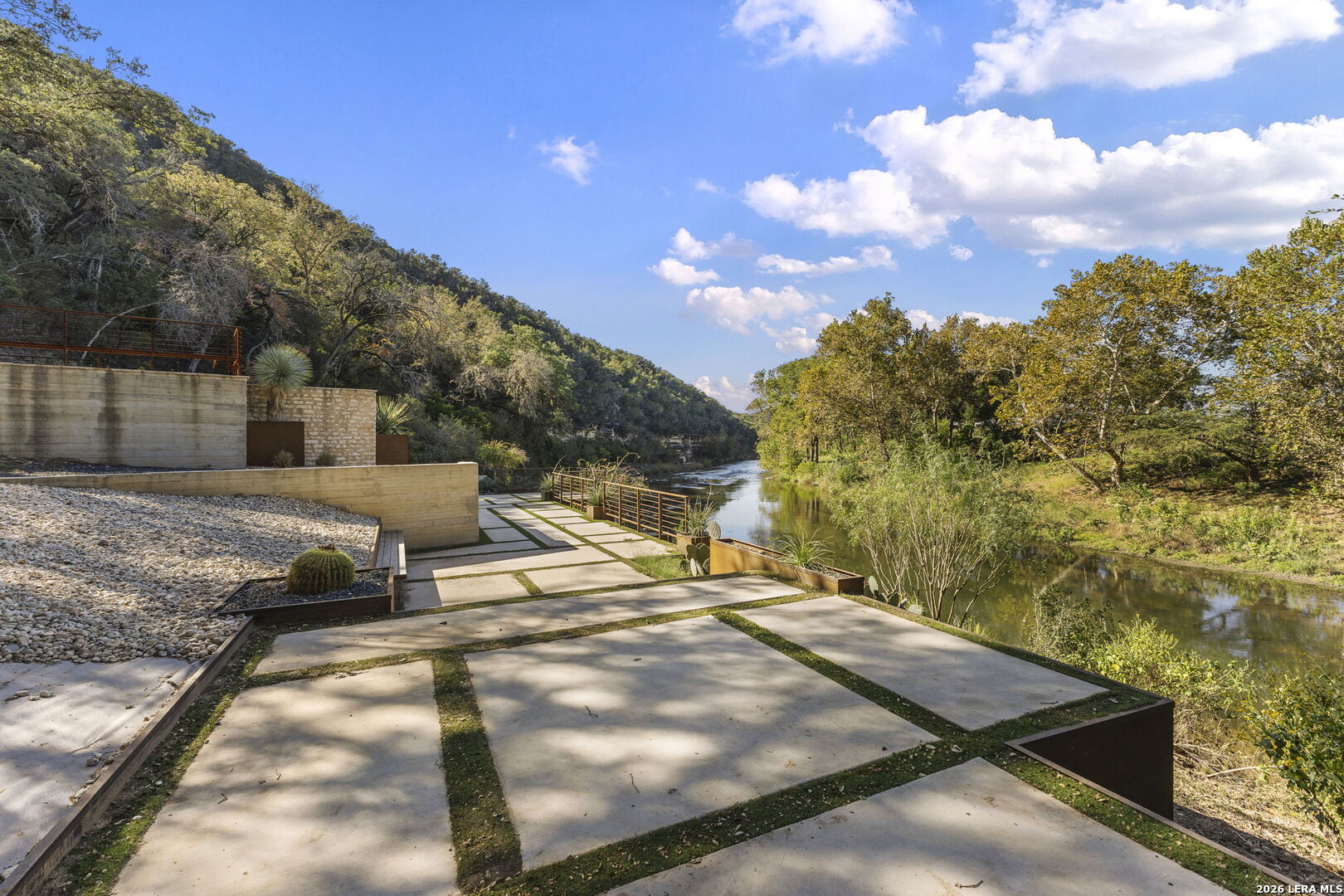 304 Riverfront Drive New Braunfels TX 78132