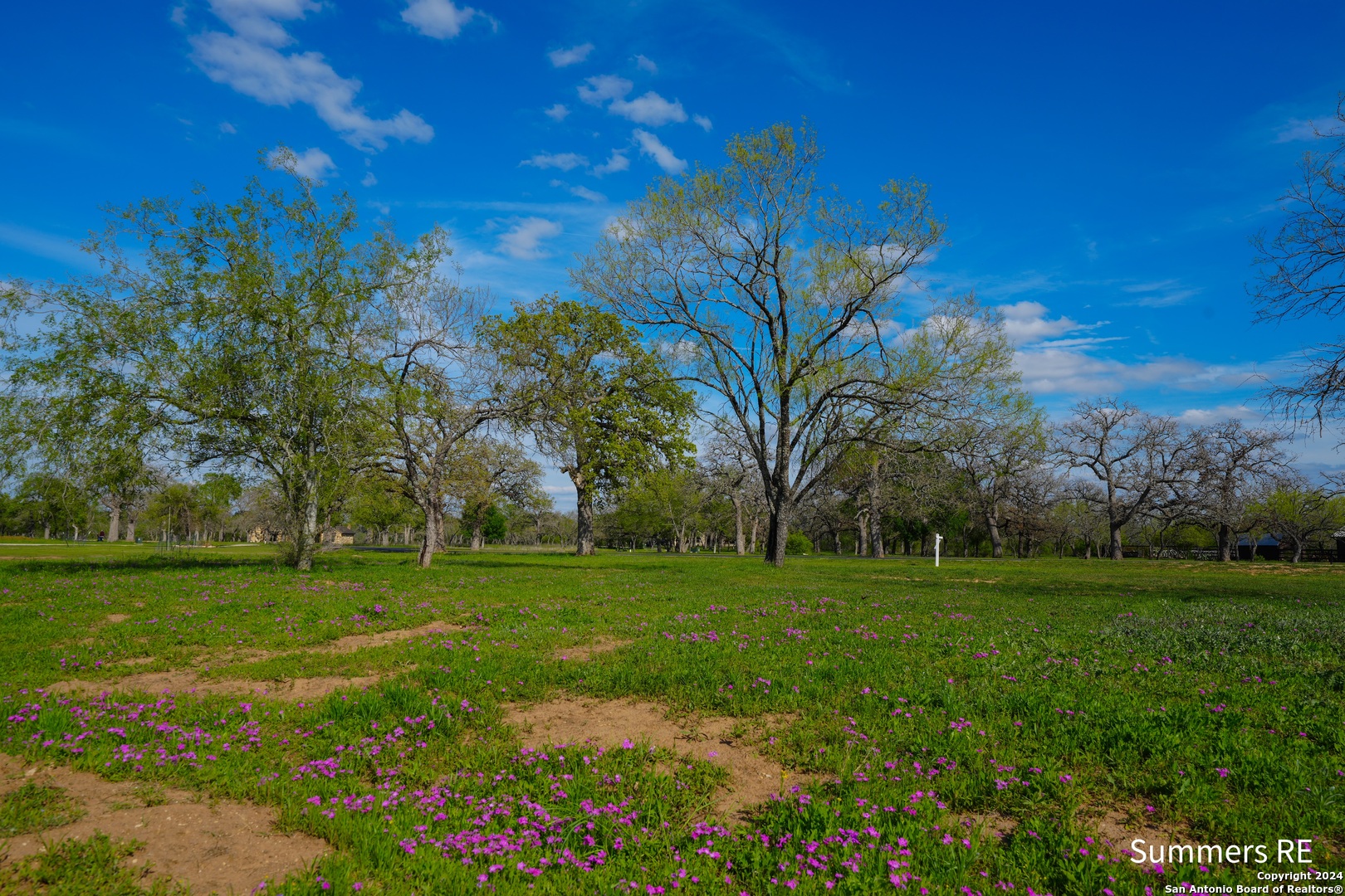 LT11 Vintners Way Fredericksburg TX 78624