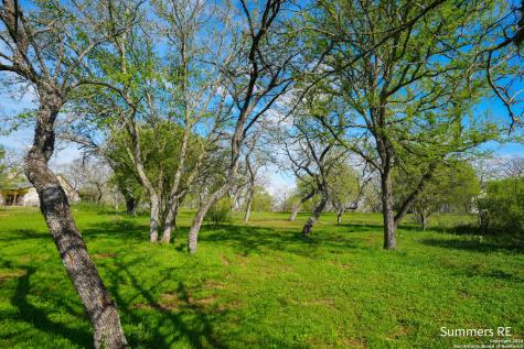 LT11 Vintners Way Fredericksburg TX 78624